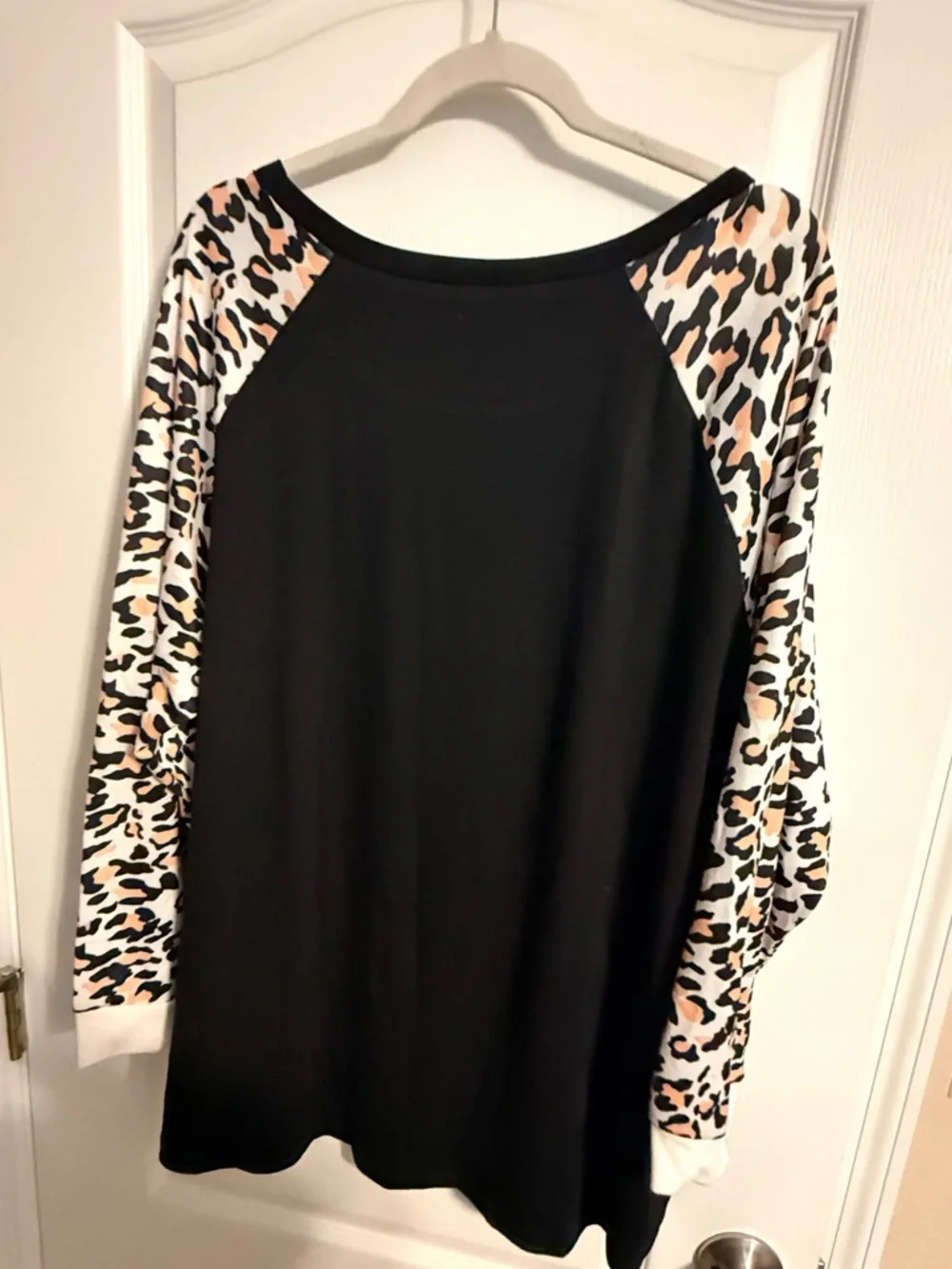 NWT Rosriss Black Leopard Print Raglan Baseball Tee - Plus Size - Picture 6 of 11